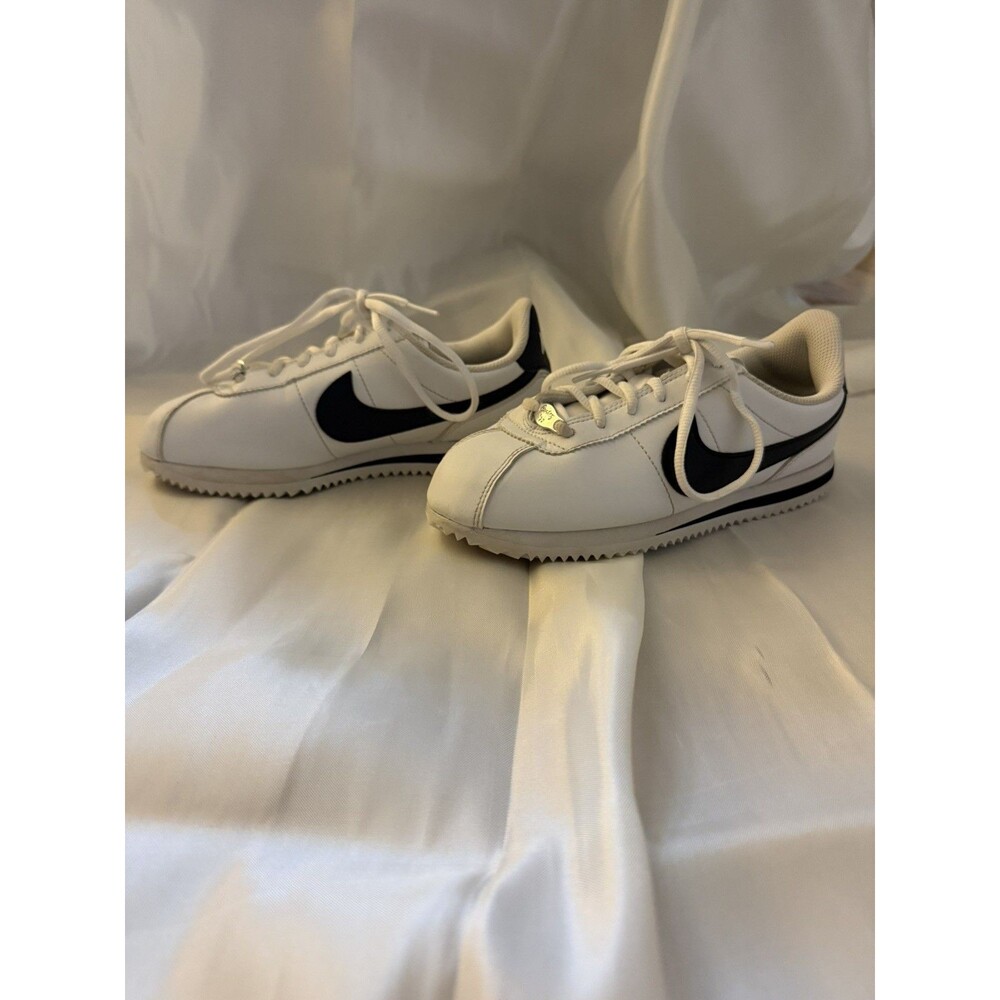 Nike Cortez Basic SL Low White Size 4 Youth